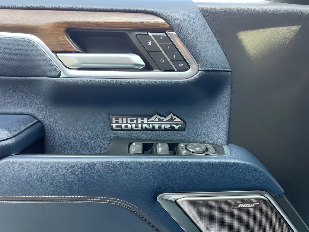 2023 Chevrolet Silverado 1500 High Country - Photo 45
