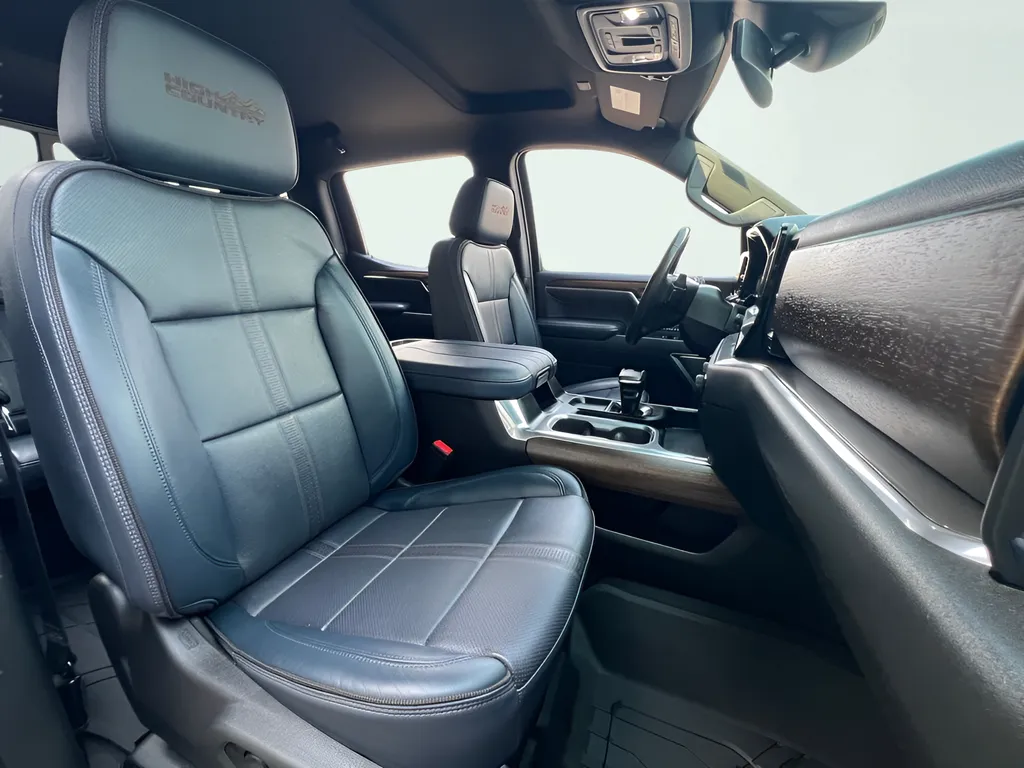 2023 Chevrolet Silverado 1500 High Country - Photo 30