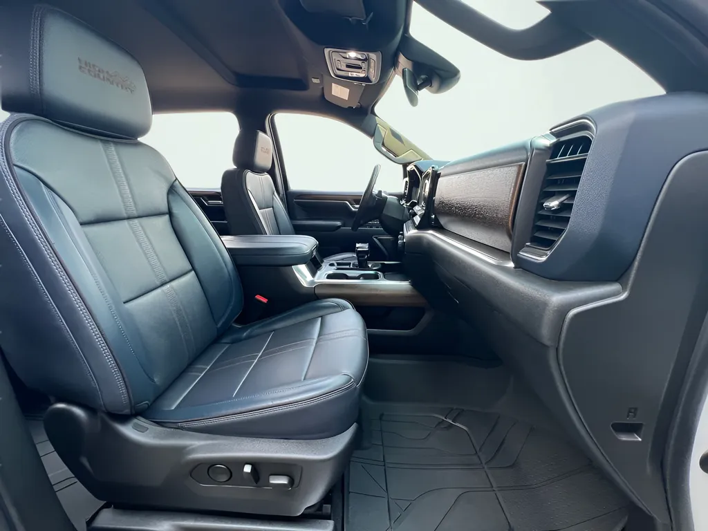 2023 Chevrolet Silverado 1500 High Country - Photo 29