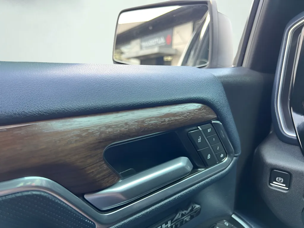 2023 Chevrolet Silverado 1500 High Country - Photo 47