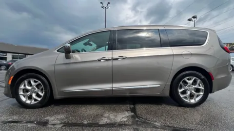 Another view of 2017 Chrysler Pacifica Limited for sale in Indianapolis, IN at AutoGiant USA Indianapolis