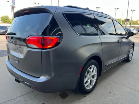 More photos of 2017 Chrysler Pacifica Touring L Plus at AutoGiant USA Indianapolis, IN