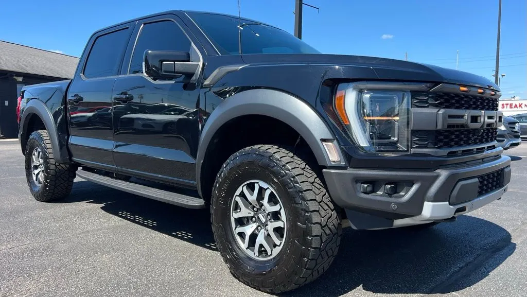 2022 Ford F-150 Raptor photo 4