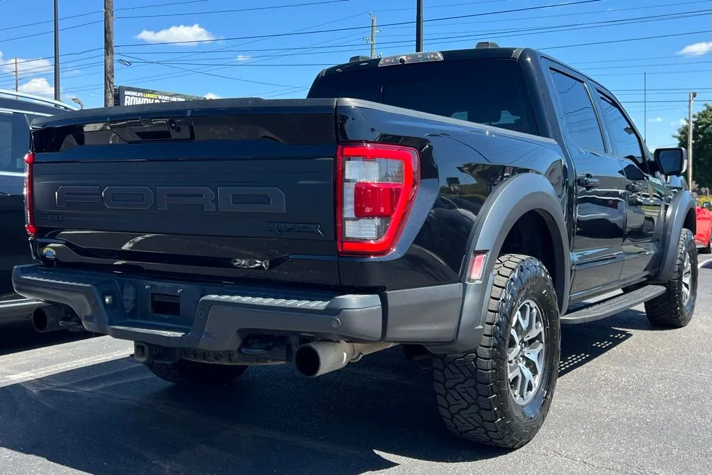 2022 Ford F-150 Raptor photo 3
