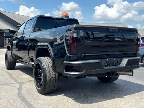 More photos of 2024 GMC Sierra 2500HD Denali Ultimate at AutoGiant USA Indianapolis, IN