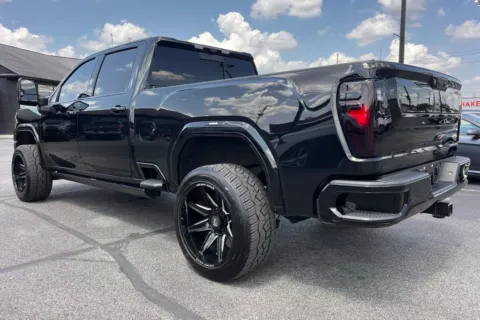 More photos of 2024 GMC Sierra 2500HD Denali Ultimate at AutoGiant USA Indianapolis, IN