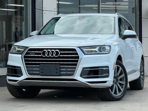 Gray 2017 Audi Q7 3.0T Premium Plus for sale in Indianapolis, IN