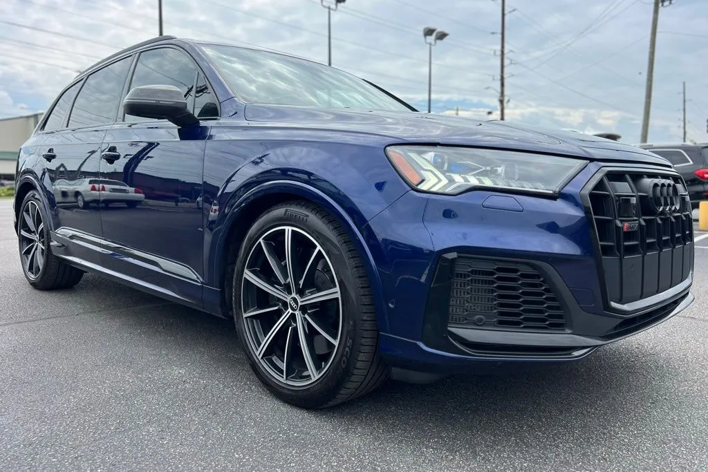 2021 Audi SQ7 Prestige photo 3