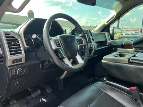 Photos of 2016 Ford F-150 Lariat for sale in Indianapolis, IN at AutoGiant USA Indianapolis