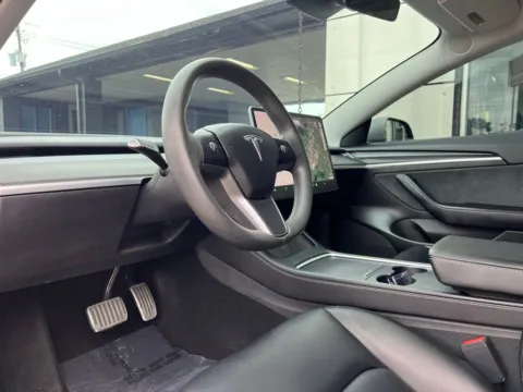 Photos of 2022 Tesla Model 3 Long Range for sale in Indianapolis, IN at AutoGiant USA Indianapolis