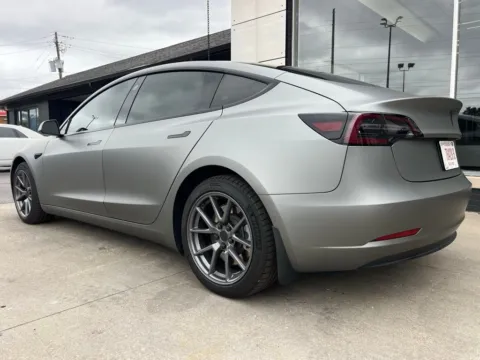 More photos of 2022 Tesla Model 3 Long Range at AutoGiant USA Indianapolis, IN