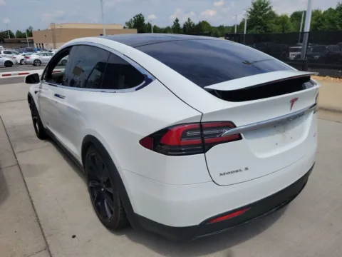 More photos of 2018 Tesla Model X 100D at AutoGiant USA Indianapolis, IN
