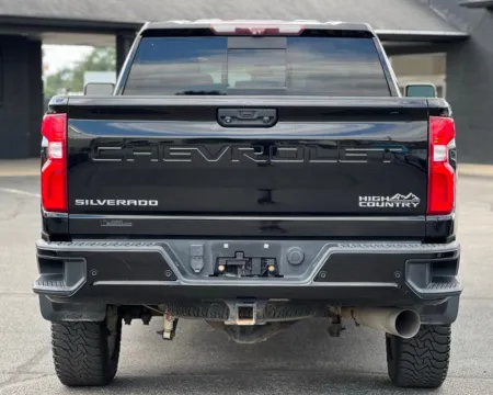 More photos of 2020 Chevrolet Silverado 3500HD High Country at AutoGiant USA Indianapolis, IN