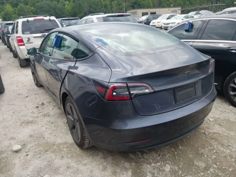 More photos of 2021 Tesla Model 3 Standard Range Plus at AutoGiant USA Indianapolis, IN