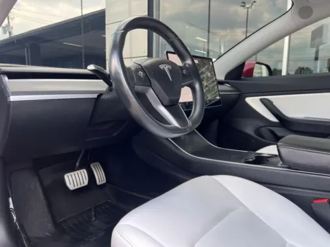 Photos of 2018 Tesla Model 3 Performance for sale in Indianapolis, IN at AutoGiant USA Indianapolis