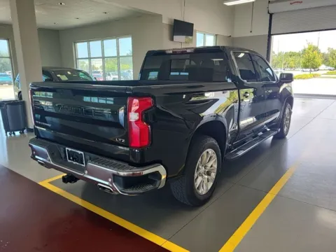 More photos of 2020 Chevrolet Silverado 1500 LTZ at AutoGiant USA Indianapolis, IN