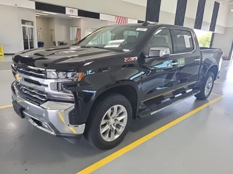 Black 2020 Chevrolet Silverado 1500 LTZ for sale in Indianapolis, IN