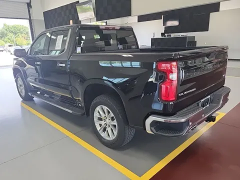 Photos of 2020 Chevrolet Silverado 1500 LTZ for sale in Indianapolis, IN at AutoGiant USA Indianapolis