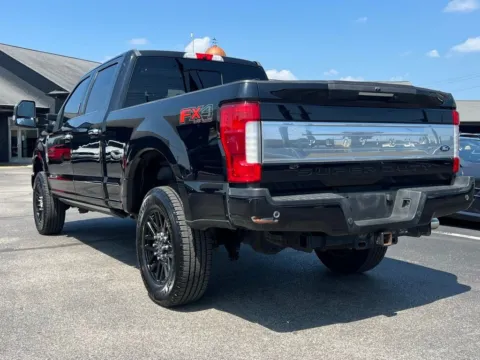 More photos of 2019 Ford F-250SD Platinum at AutoGiant USA Indianapolis, IN
