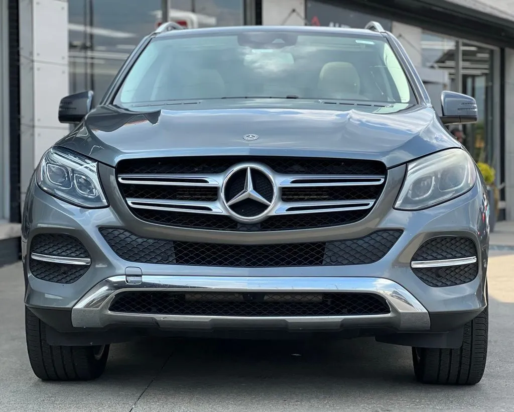 2018 Mercedes Benz GLE 350 photo 2