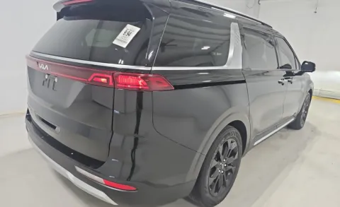 More photos of 2022 Kia Carnival SX at AutoGiant USA Indianapolis, IN