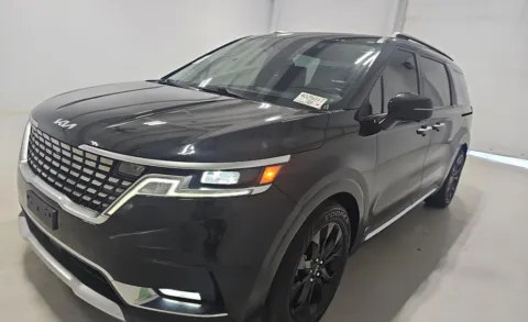 Black 2022 Kia Carnival SX for sale in Indianapolis, IN