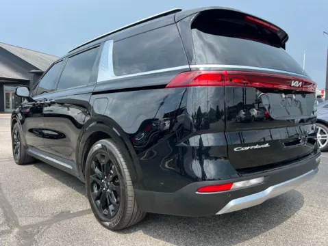 More photos of 2022 Kia Carnival SX at AutoGiant USA Indianapolis, IN