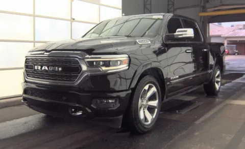 Black 2020 Ram 1500 Limited for sale in Indianapolis, IN