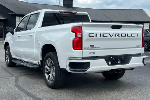 More photos of 2019 Chevrolet Silverado 1500 RST at AutoGiant USA Indianapolis, IN