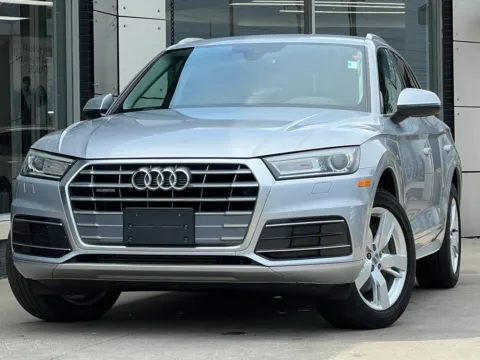 Silver 2018 Audi Q5 2.0T for sale in Indianapolis, IN