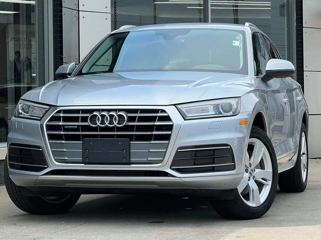 Silver 2018 Audi Q5 2.0T for sale in Indianapolis, IN