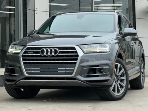 Gray 2019 Audi Q7 55 Prestige for sale in Indianapolis, IN