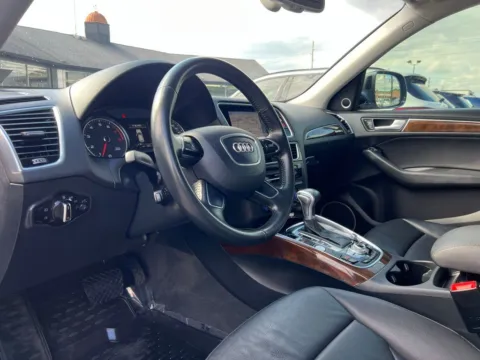 Photos of 2016 Audi Q5 2.0T Premium Plus for sale in Indianapolis, IN at AutoGiant USA Indianapolis