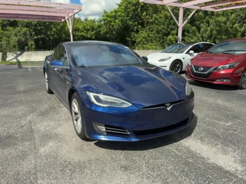 Photos of 2017 Tesla Model S 75 for sale in Indianapolis, IN at AutoGiant USA Indianapolis