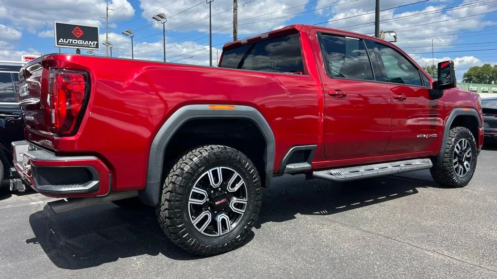 Image of 2022 GMC Sierra 2500HD AT4