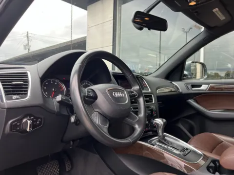 Photos of 2016 Audi Q5 2.0T Premium for sale in Indianapolis, IN at AutoGiant USA Indianapolis