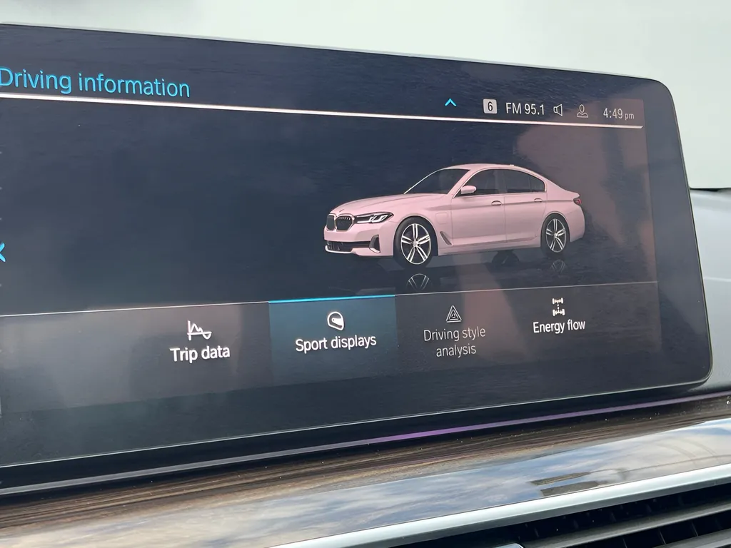 2023 BMW 5 Series 530e - Photo 47