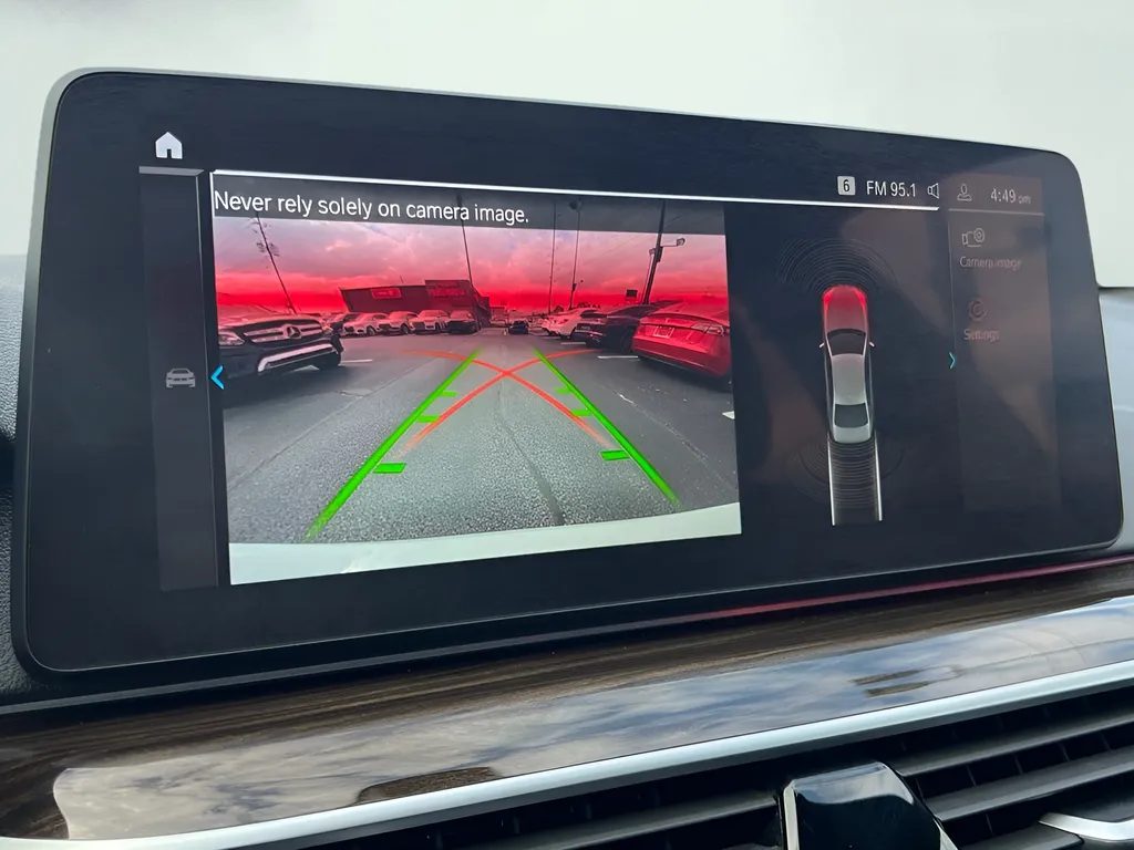 2023 BMW 5 Series 530e - Photo 46