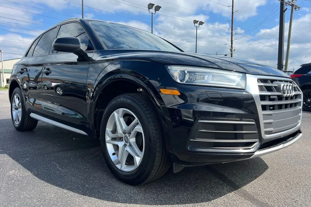 2018 Audi Q5 2.0T Premium photo 3