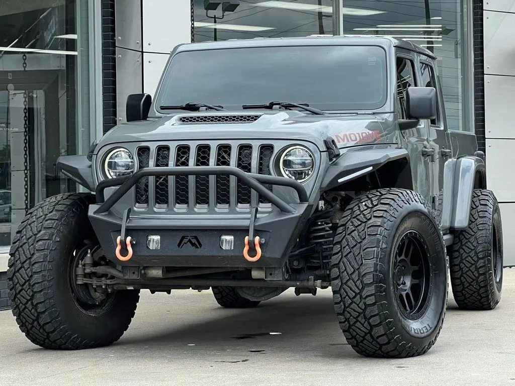 Gray 2020 Jeep Gladiator Mojave for sale in Indianapolis, IN
