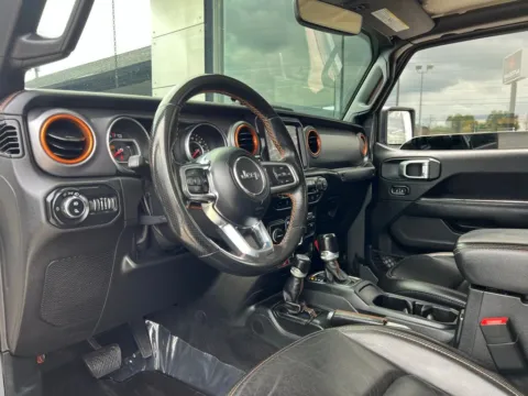 Photos of 2020 Jeep Gladiator Mojave for sale in Indianapolis, IN at AutoGiant USA Indianapolis
