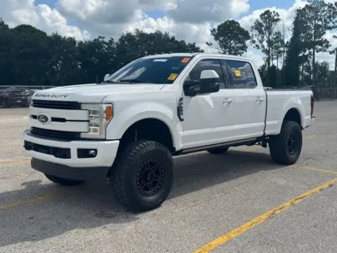 Photos of 2018 Ford F-250SD Lariat for sale in Indianapolis, IN at AutoGiant USA Indianapolis