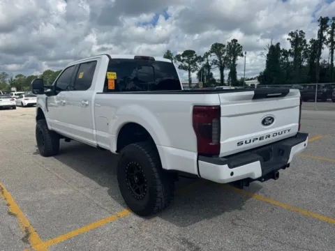 More photos of 2018 Ford F-250SD Lariat at AutoGiant USA Indianapolis, IN