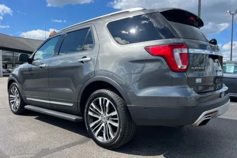 More photos of 2017 Ford Explorer Platinum at AutoGiant USA Indianapolis, IN