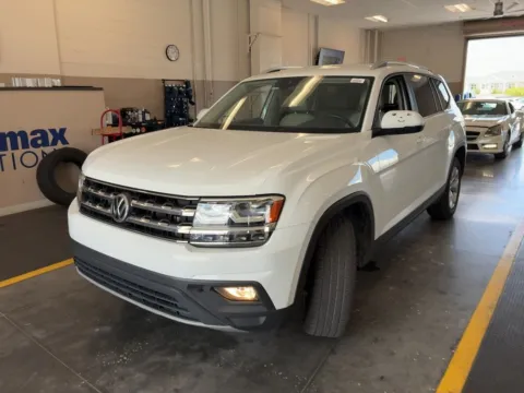 White 2018 Volkswagen Atlas 3.6L V6 SE for sale in Indianapolis, IN