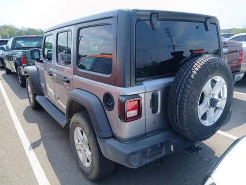More photos of 2020 Jeep Wrangler Unlimited Sport S at AutoGiant USA Indianapolis, IN