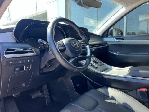 Photos of 2023 Hyundai Palisade SEL for sale in Indianapolis, IN at AutoGiant USA Indianapolis