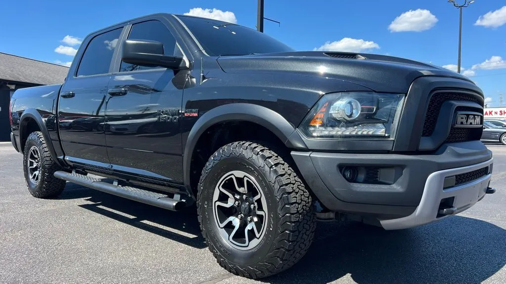 2017 Ram 1500 Rebel photo 4