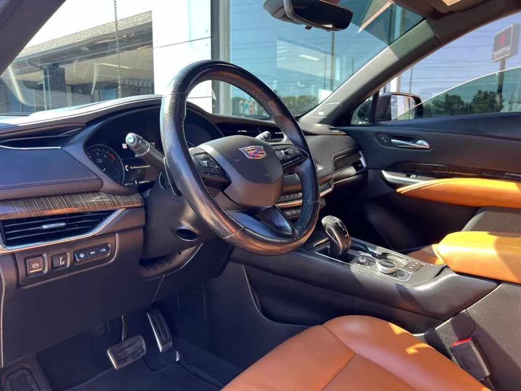 2019 Cadillac XT4 Sport photo 26