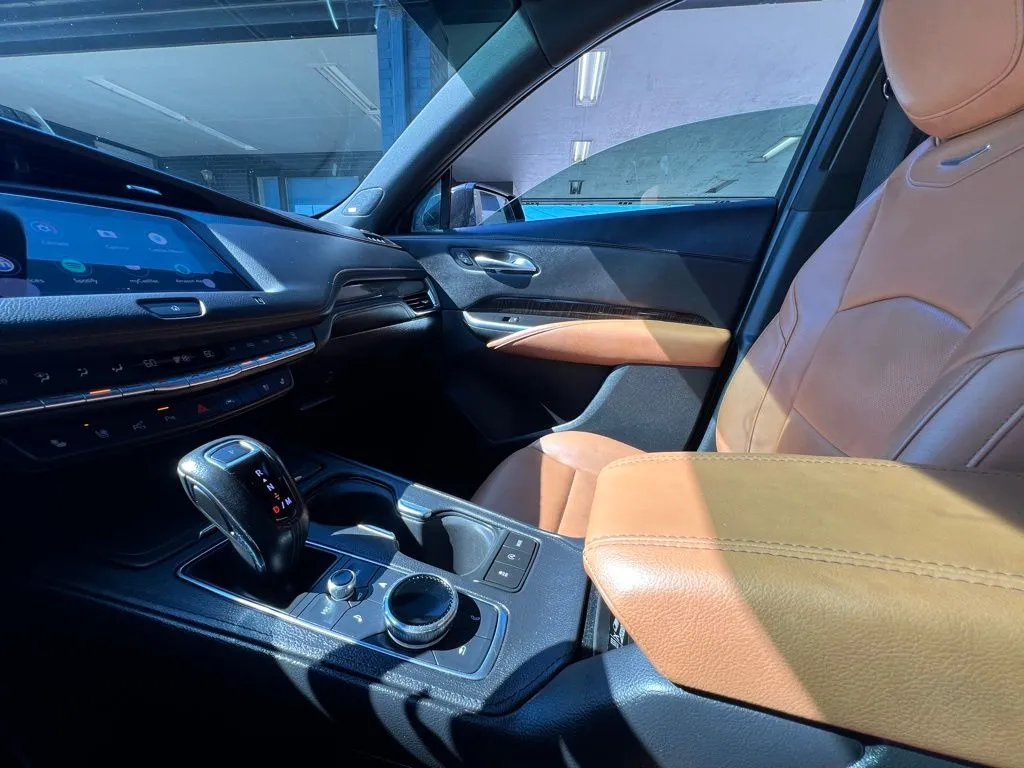 2019 Cadillac XT4 Sport photo 15
